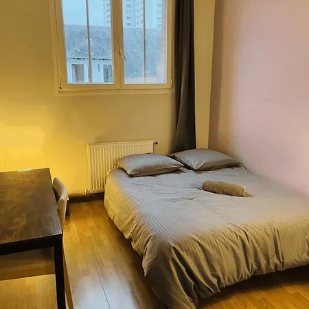 Hyper Centre アパート