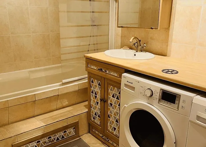 Hyper Centre Apartment