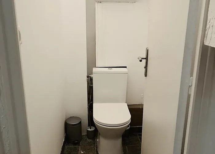 Hyper Centre Apartment